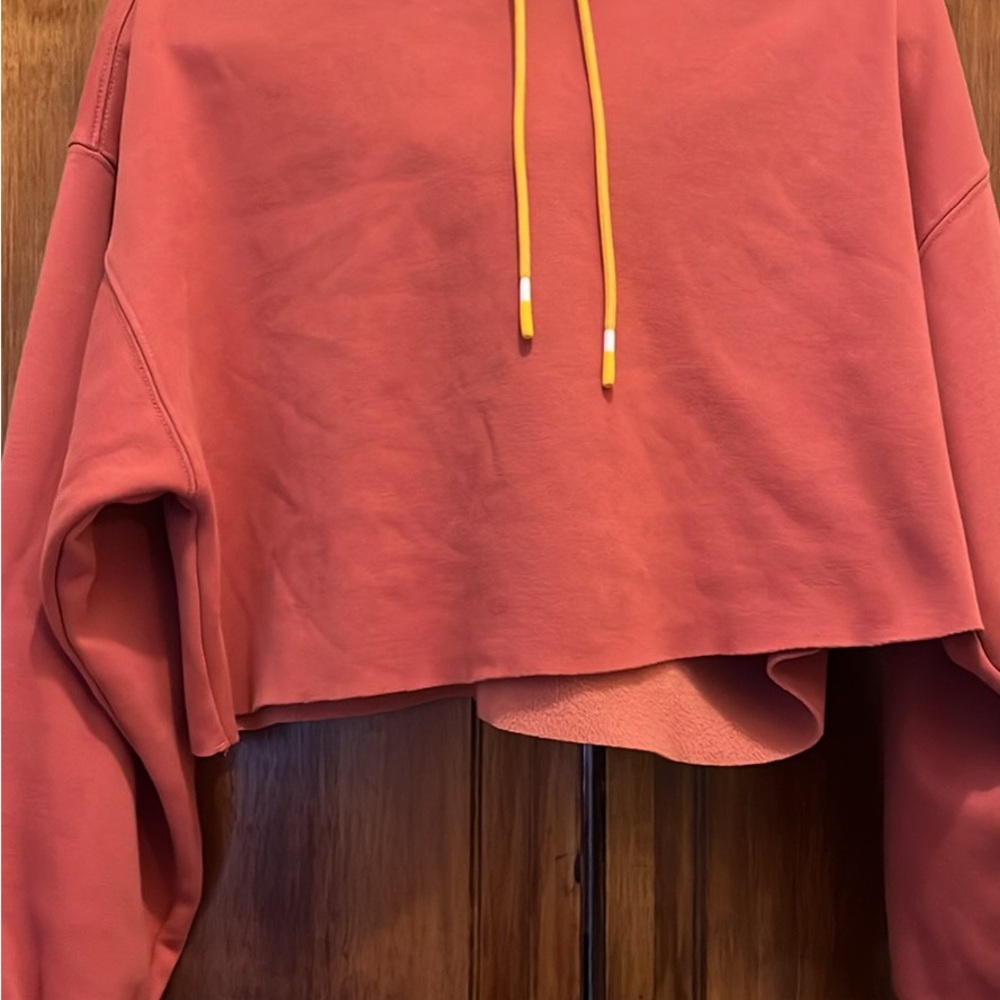 Fabletics Coral Cropped Sweatshirt